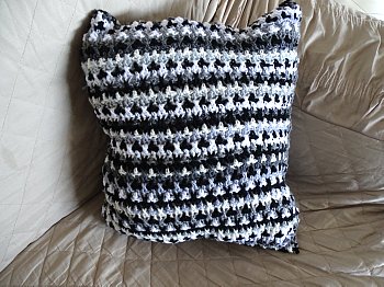 Scrap Yarn Pillow 7