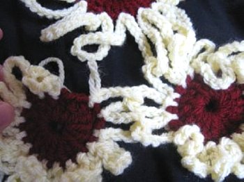 Crochet Flower Doily - Free Crochet Pattern