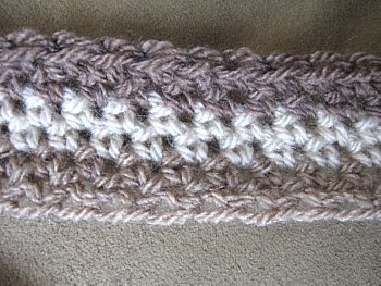 Crochet Ruffle Bag - Free Crochet Pattern