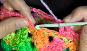 Crocodile Stitch Finger less Gloves - Free Crochet Pattern