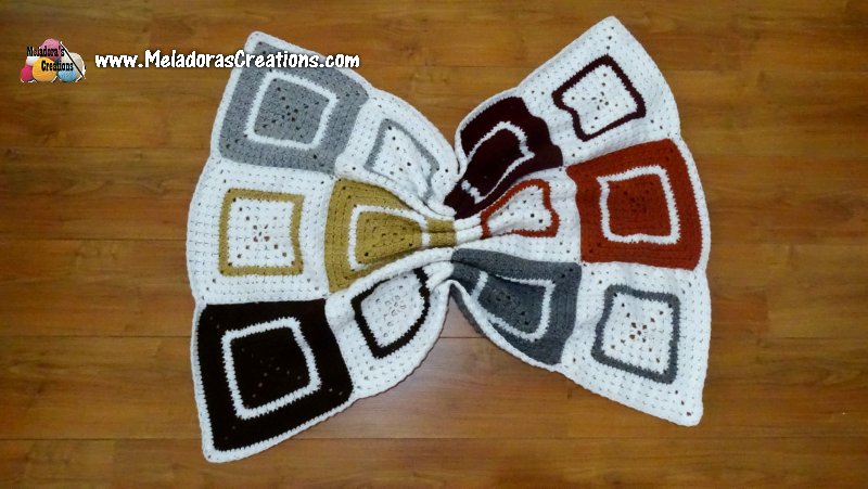 Cluster Granny Square Afghan - Free Crochet Pattern and Video Tutorial